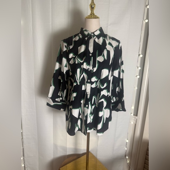 Chico's Black And White Button Down Shirt 2 - Picture 1 of 11
